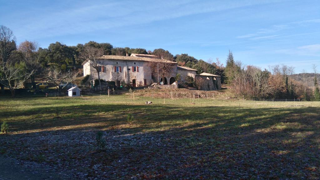 Gîtes La ferme accrochée à la colline Lagorce  Extérieur photo